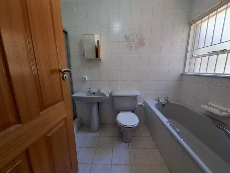 4 Bedroom Property for Sale in Helicon Heights Free State